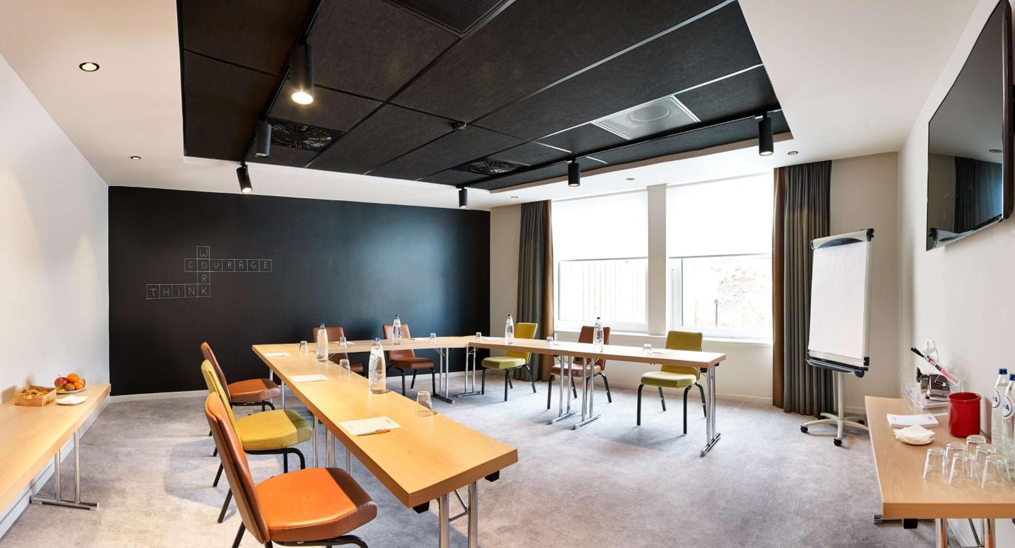 Hotel Park By Radisson Brussels Airport 4*